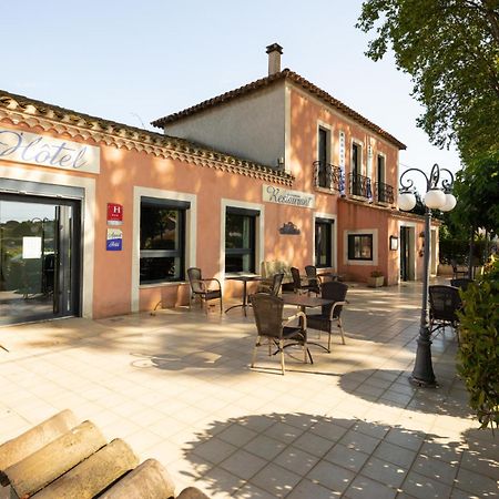 Auberge De La Tour -Appartements- Valros Exteriér fotografie
