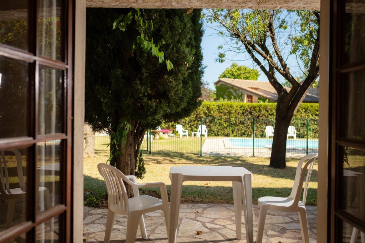 Auberge De La Tour -Appartements- Valros Exteriér fotografie