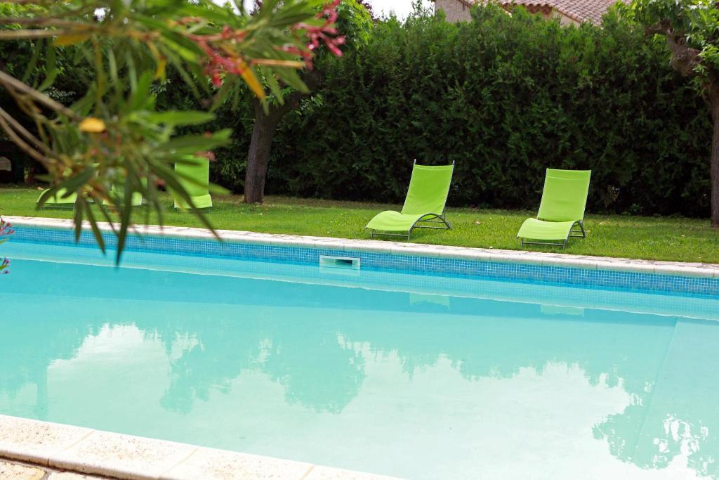 Auberge De La Tour -Appartements- Valros Exteriér fotografie
