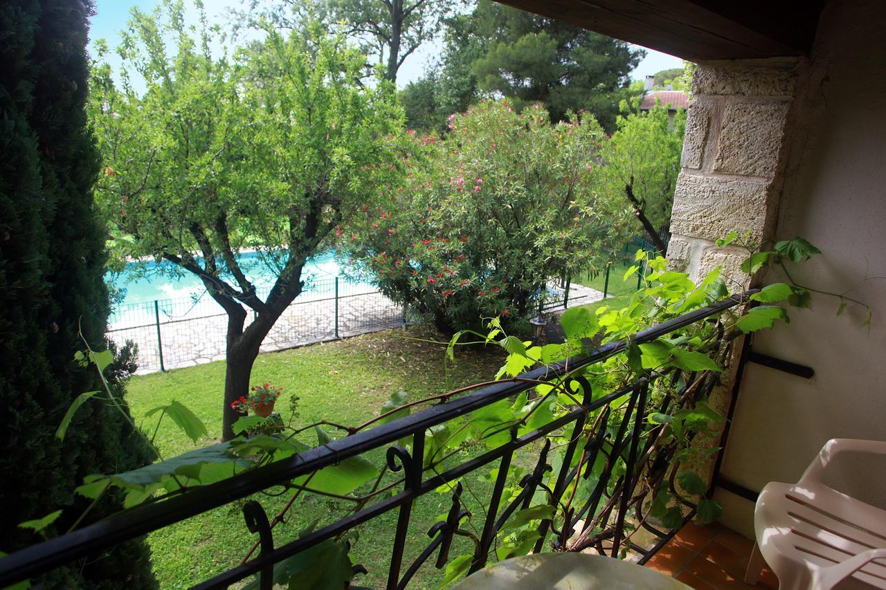 Auberge De La Tour -Appartements- Valros Exteriér fotografie